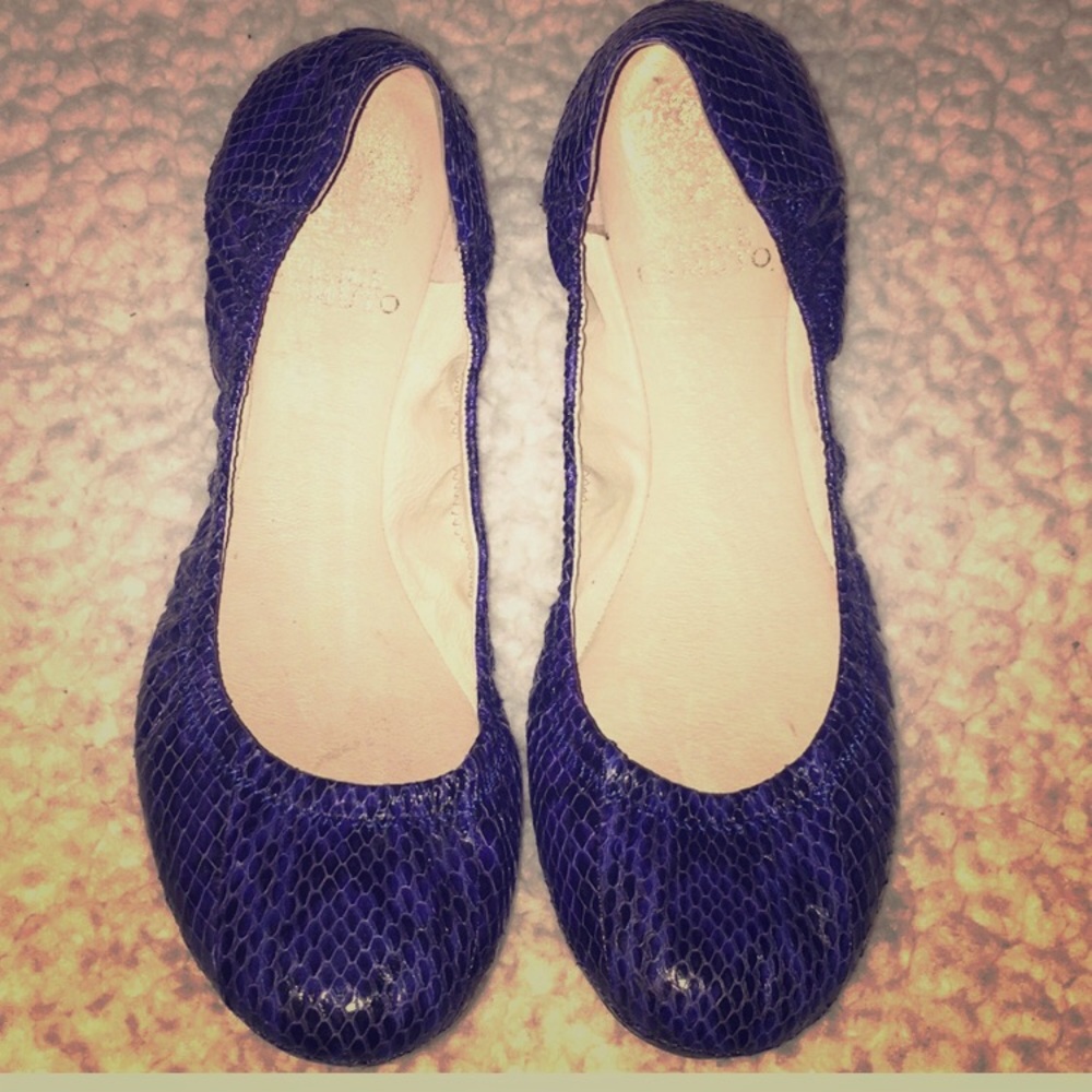 Vince Camuto Snakeskin Ballet Flats Size 37.5